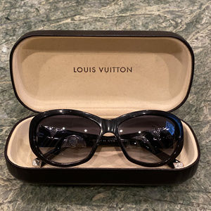 Louis Vuitton Black Sunglasses
